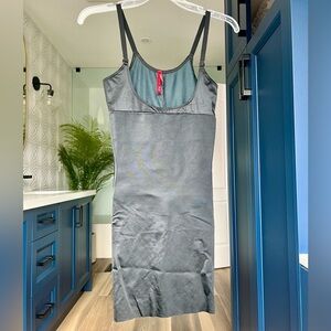 💃🏻 Spanx Smartgrip Open Bust Full Slip 💃🏻